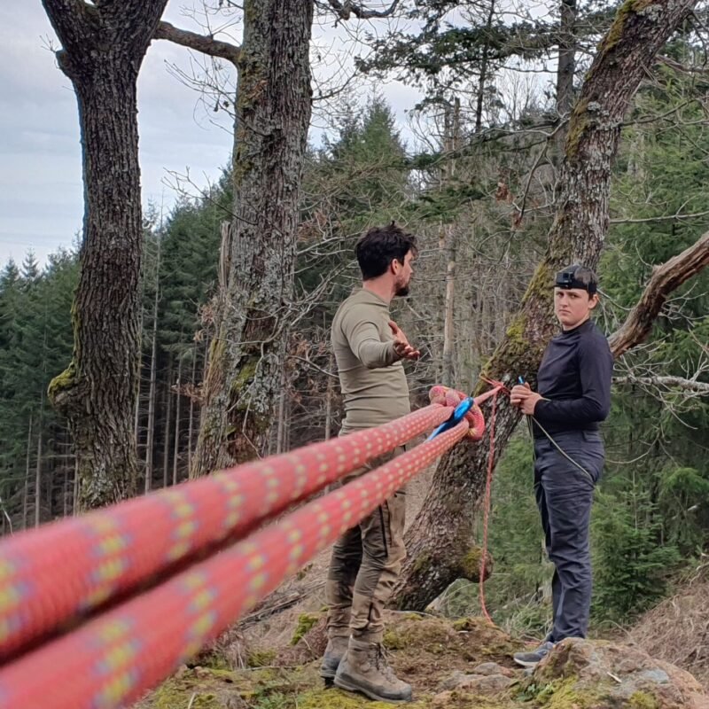 Les Jeunes Explorateurs